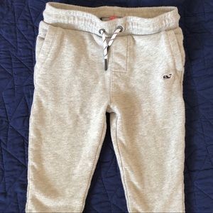 Vineyard vines sweatpants